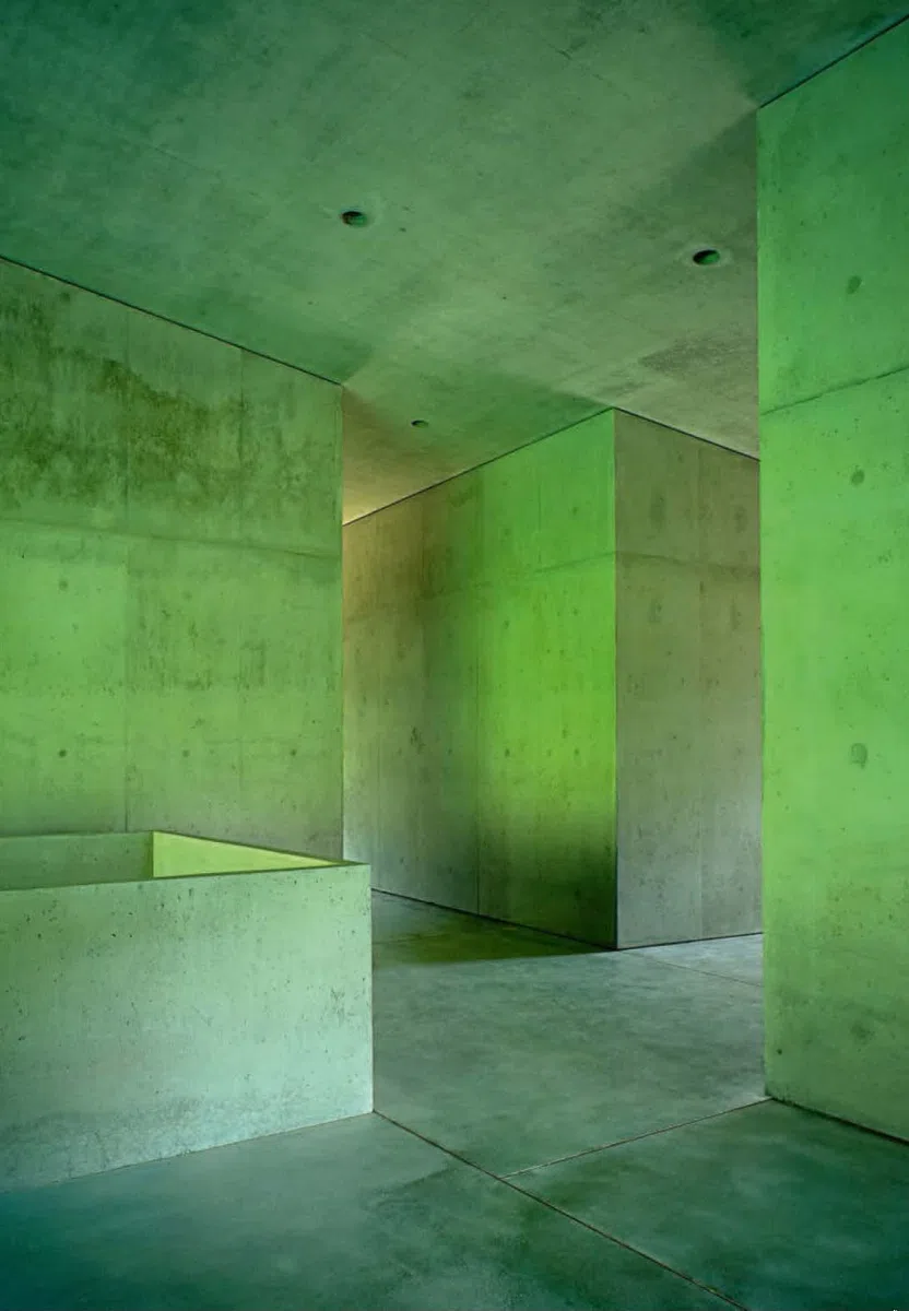 Built by Valerio Olgiati /anglais