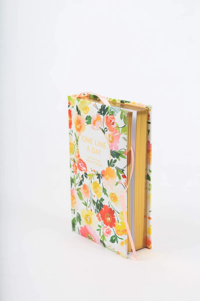 Floral One Line a Day: A Five-Year Memory Book: A Five-Year Memory Book