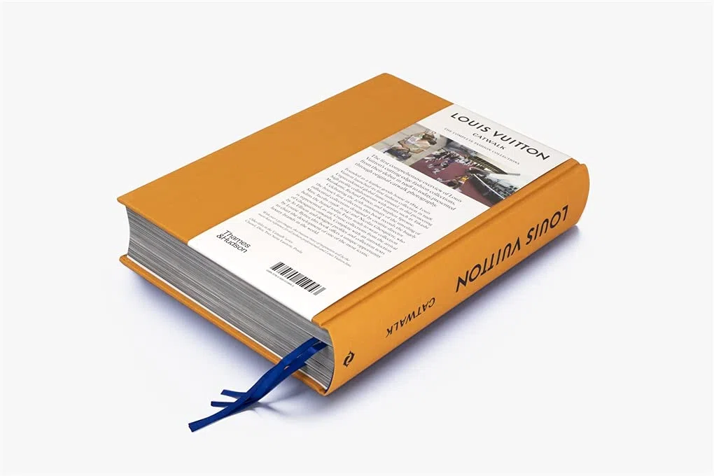 Louis Vuitton Catwalk: The Complete Fashion Collections: Official and Authorized