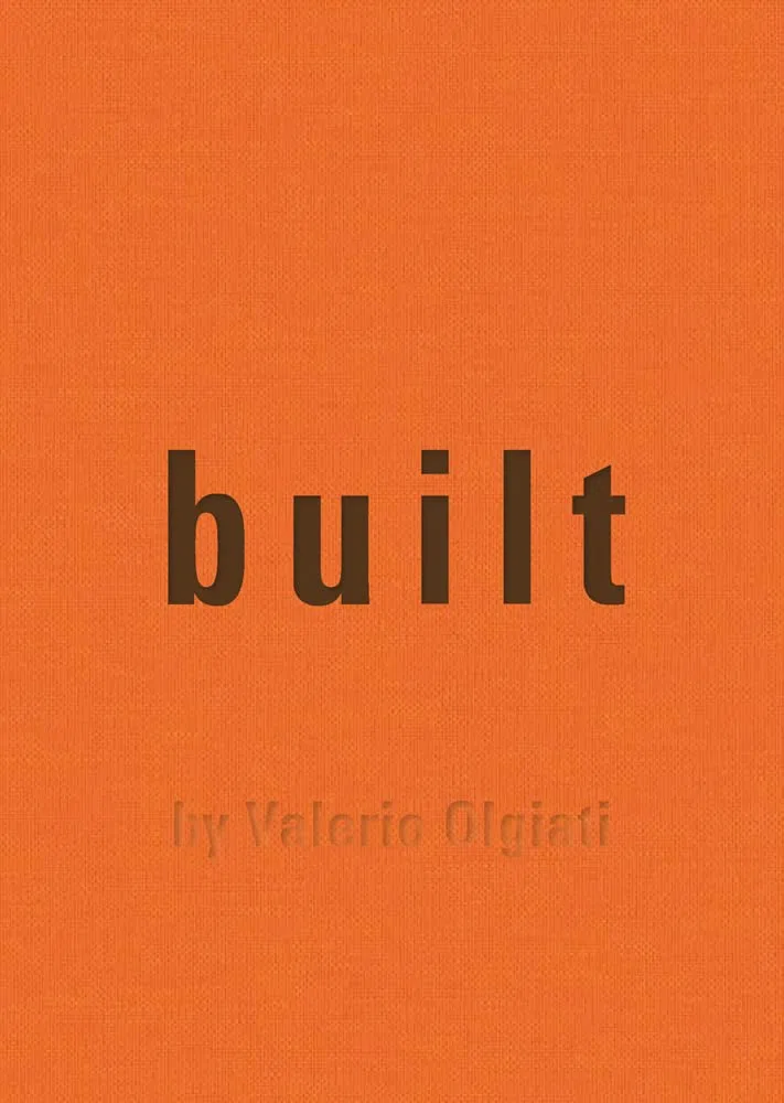 Built by Valerio Olgiati /anglais